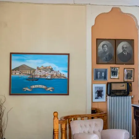 1900s House - Old Town